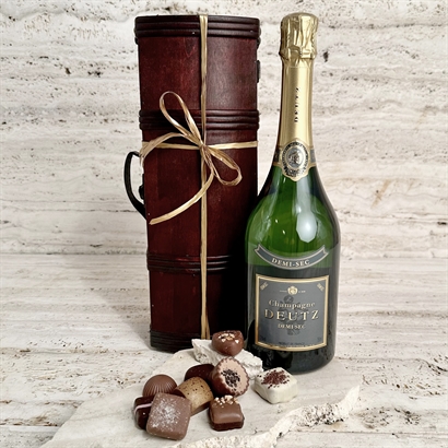 Deutz Demi sec Champagne med 9 luksus dessertchokolader i træskrin